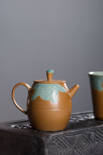 Longquan Gray Glaze Celadon Tea Set — 8-Head “Autumn Delight” Pomegranate Motif Teapot Set